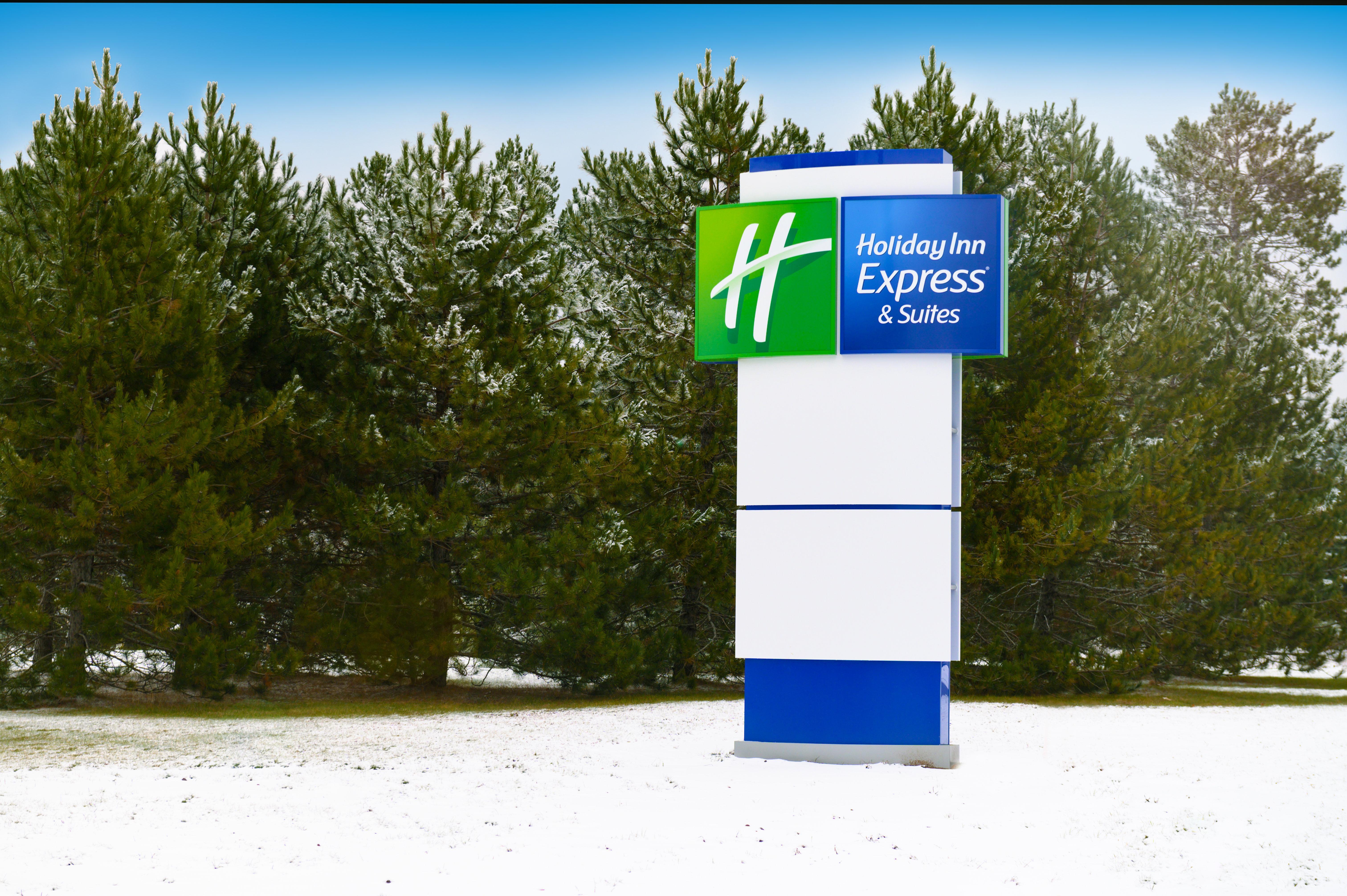 Holiday Inn Express & Suites Hayward By Ihg Екстер'єр фото
