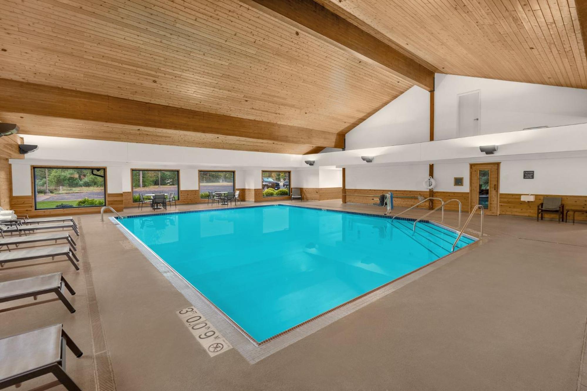Holiday Inn Express & Suites Hayward By Ihg Екстер'єр фото