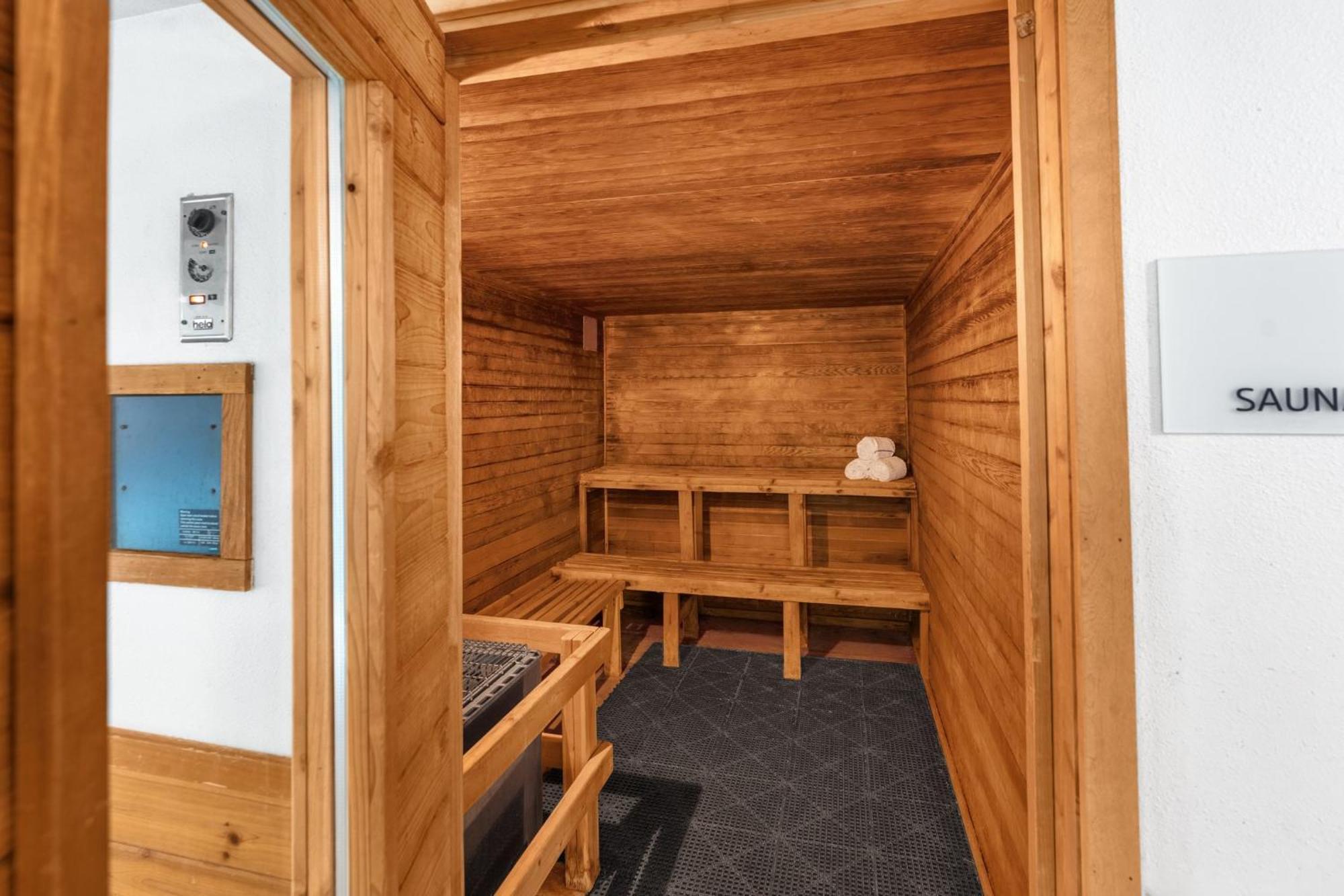 Holiday Inn Express & Suites Hayward By Ihg Екстер'єр фото